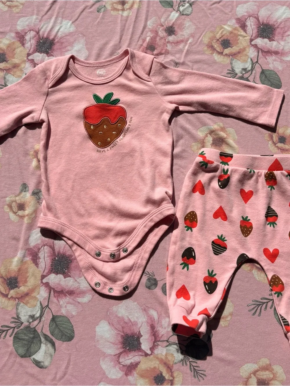 Baby Girl Valentine’s Clothing Lot – 6 Pieces – Never Worn